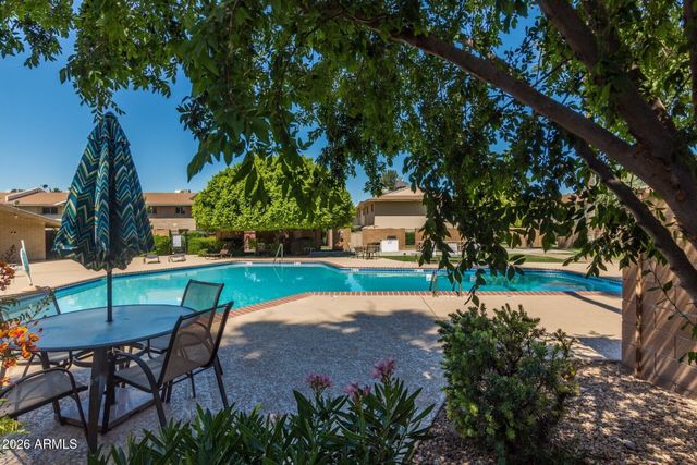 8538 E MCDONALD Drive, Scottsdale, AZ 85250