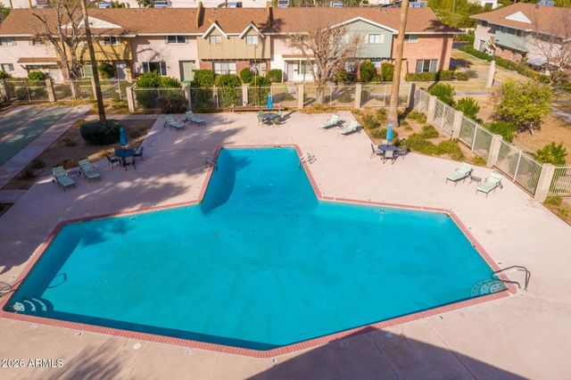 8538 E MCDONALD Drive, Scottsdale, AZ 85250