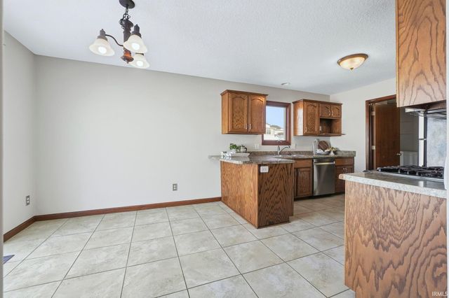 12523 Lanai Drive, Fort Wayne, IN 46818