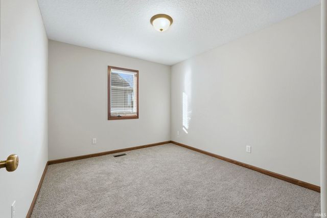 12523 Lanai Drive, Fort Wayne, IN 46818