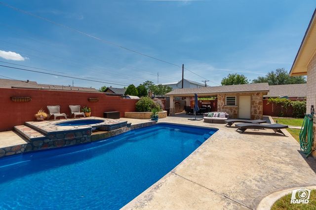 2207 Boyd Ave, Midland, TX 79705