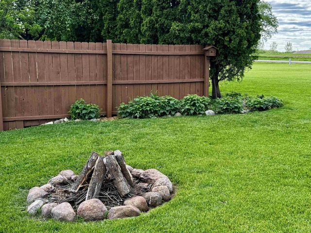 4103 FAIRVIEW ROAD, Larsen, WI 54947