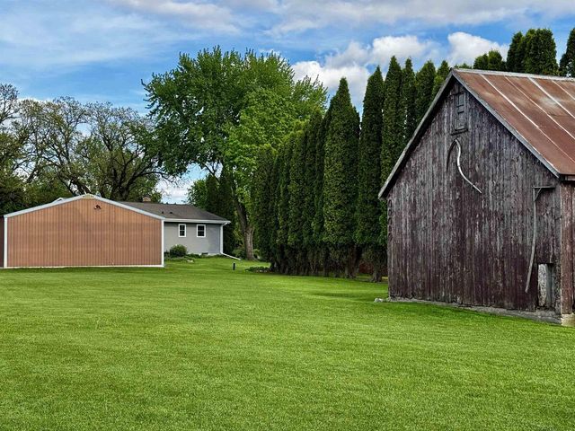 4103 FAIRVIEW ROAD, Larsen, WI 54947