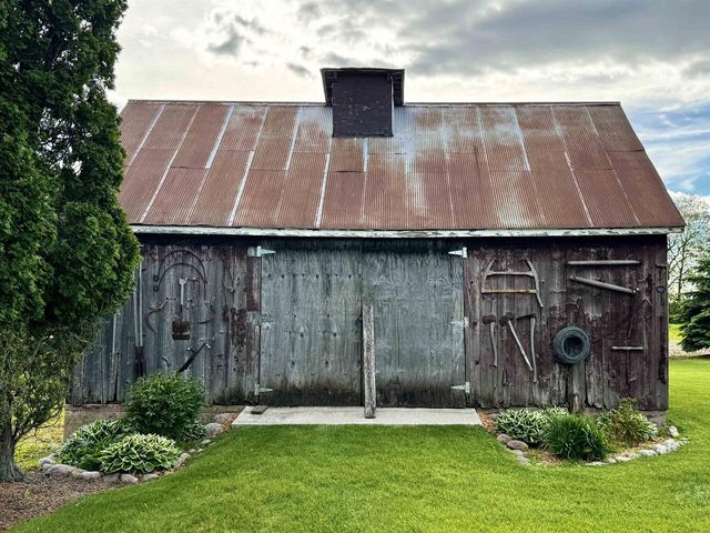 4103 FAIRVIEW ROAD, Larsen, WI 54947