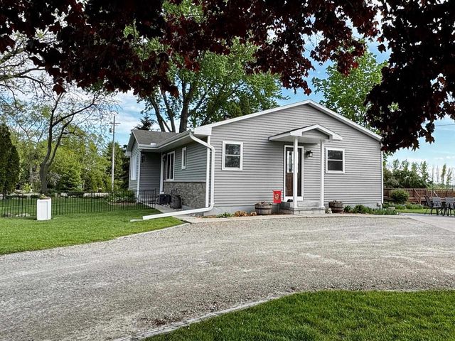 4103 FAIRVIEW ROAD, Larsen, WI 54947