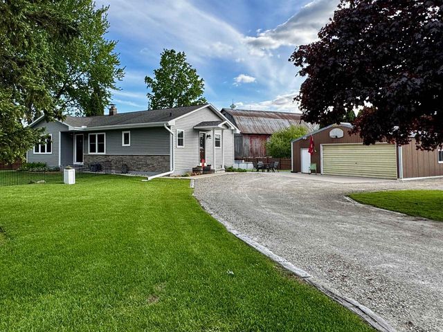 4103 FAIRVIEW ROAD, Larsen, WI 54947