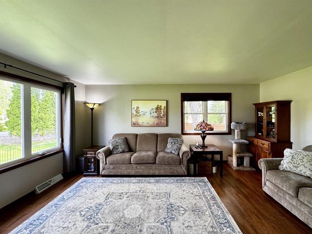4103 FAIRVIEW ROAD, Larsen, WI 54947