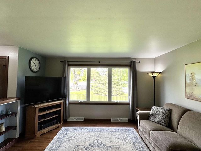 4103 FAIRVIEW ROAD, Larsen, WI 54947