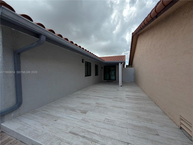 1647 SW 136th Pl, Miami, FL 33175