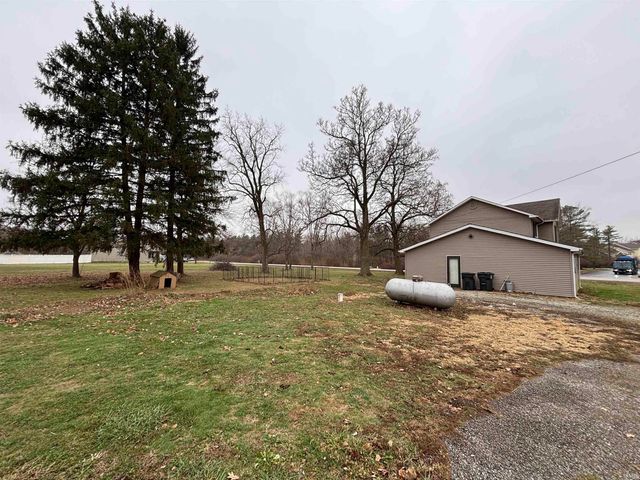 1565 SE State Road 116, Bluffton, IN 46714