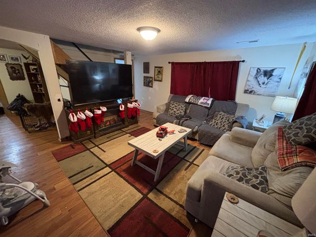 1565 SE State Road 116, Bluffton, IN 46714