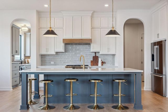 16500 64th Avenue N, Maple Grove, MN 55311