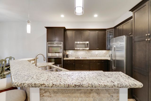 5242 Cambridge Court, Palm Beach Gardens, FL 33418