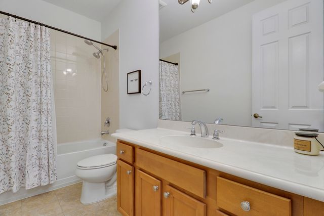 5242 Cambridge Court, Palm Beach Gardens, FL 33418