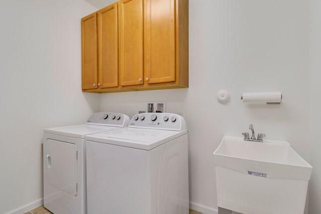 5242 Cambridge Court, Palm Beach Gardens, FL 33418