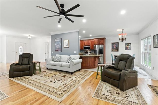 48 Mountain Chase Road, Rome, GA 30165