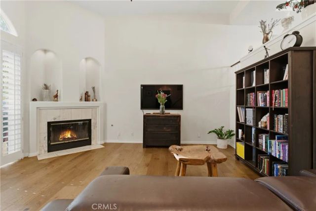 5340 Las Virgenes 11, Calabasas, CA 91302