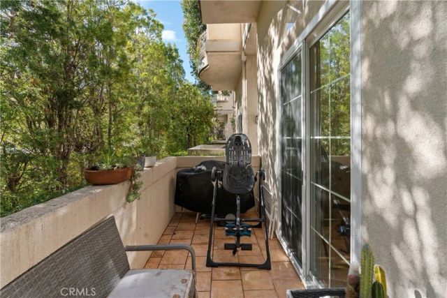 5340 Las Virgenes 11, Calabasas, CA 91302