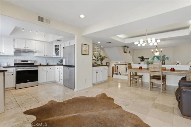 5340 Las Virgenes 11, Calabasas, CA 91302