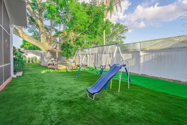 1150 48TH STREET N, St Petersburg, FL 33713