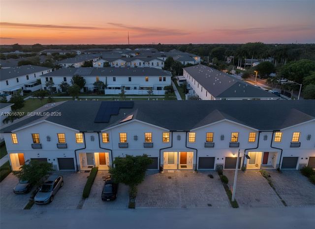 1130 SW 6th Ct, Homestead, FL 33034