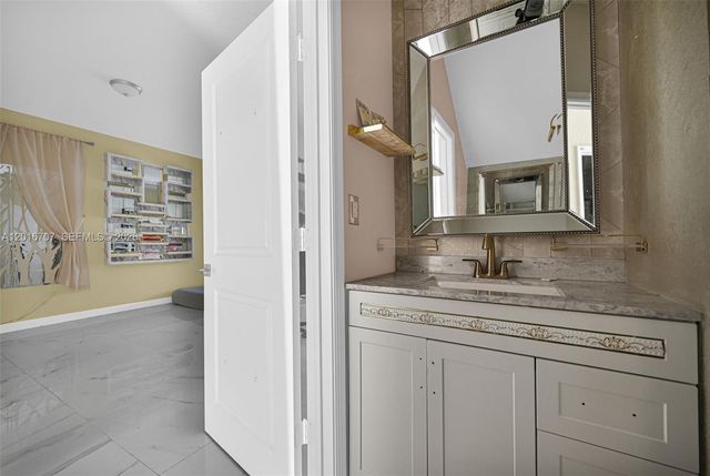 1130 SW 6th Ct, Homestead, FL 33034