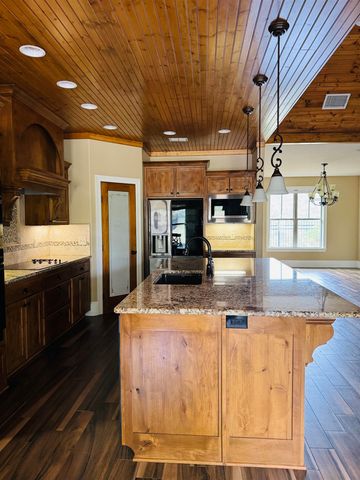 151 SMITH RD., Gladewater, TX 75647