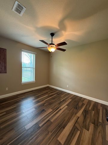 151 SMITH RD., Gladewater, TX 75647