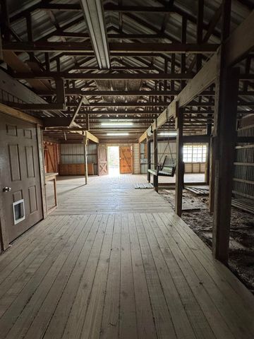 151 SMITH RD., Gladewater, TX 75647