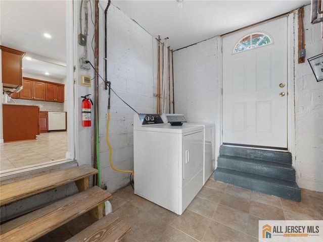 55 Gurley Road, Edison, NJ 08817
