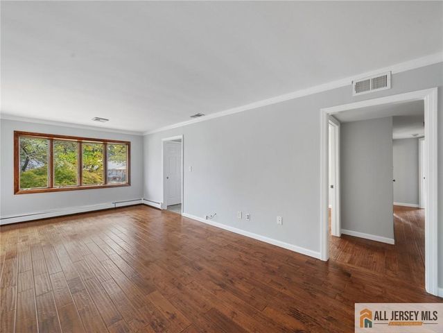 55 Gurley Road, Edison, NJ 08817