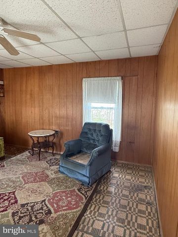 131 LAKESIDE AVE, Franklinville, NJ 08322