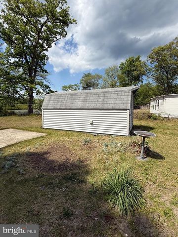 131 LAKESIDE AVE, Franklinville, NJ 08322