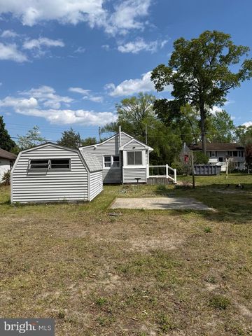 131 LAKESIDE AVE, Franklinville, NJ 08322