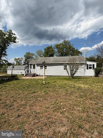 131 LAKESIDE AVE, Franklinville, NJ 08322