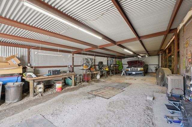 203 Walker Bend Road, Weatherford, TX 76088