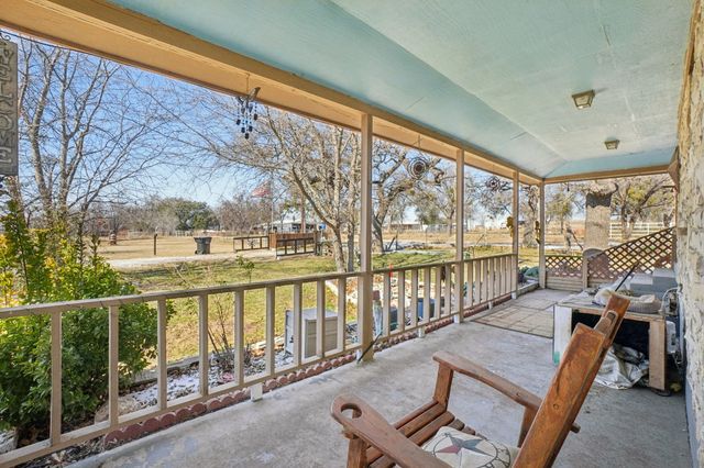 203 Walker Bend Road, Weatherford, TX 76088