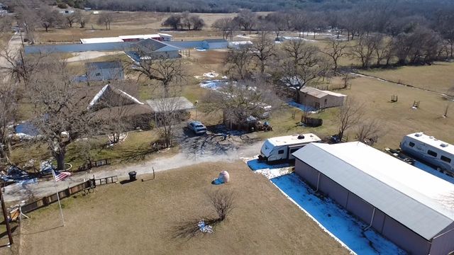 203 Walker Bend Road, Weatherford, TX 76088