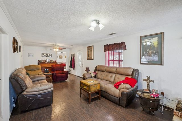 203 Walker Bend Road, Weatherford, TX 76088