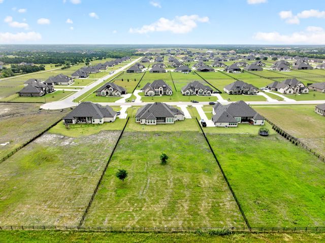 231 Heirloom Drive, Mclendon Chisholm, TX 75032
