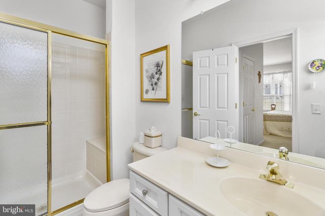 89 CHAMBER LN, Columbus, NJ 08022