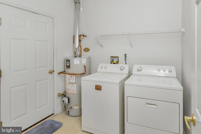 89 CHAMBER LN, Columbus, NJ 08022