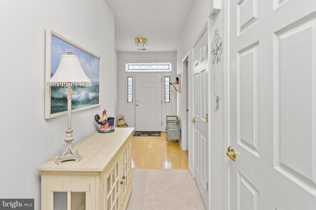 89 CHAMBER LN, Columbus, NJ 08022