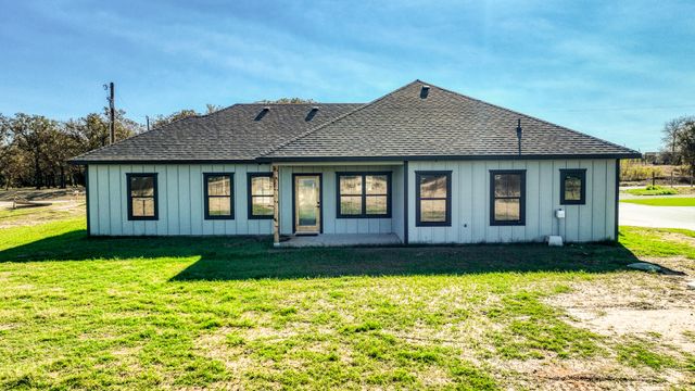 1325 County Road 3355, Paradise, TX 76073