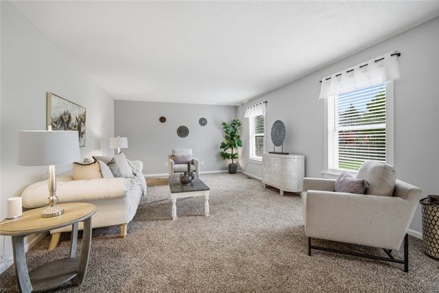 80 Cambridge Drive, Springboro, OH 45066