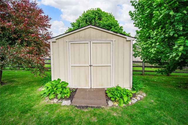 80 Cambridge Drive, Springboro, OH 45066