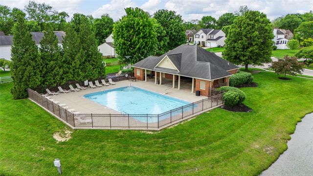 80 Cambridge Drive, Springboro, OH 45066