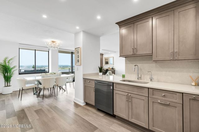 1 Channel Drive 1109, Monmouth Beach, NJ 07750