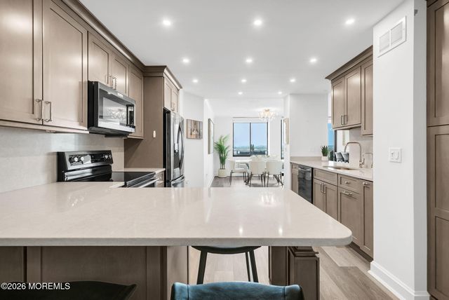 1 Channel Drive 1109, Monmouth Beach, NJ 07750