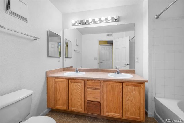 5763 N Gibralter Way 2-307, Aurora, CO 80019